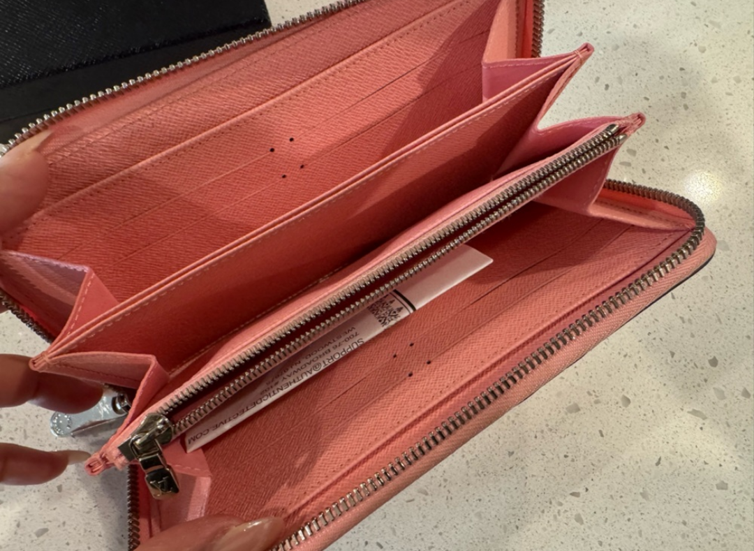 Louis Vuitton Limited Edition Epi Wallet