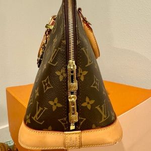 Louis Vuitton Alma PM Monogram