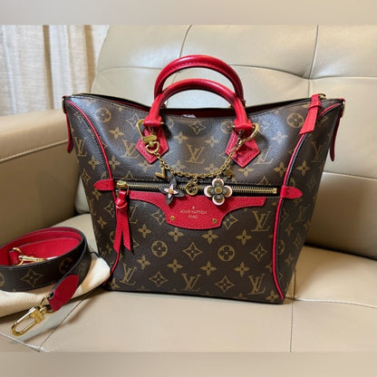 Louis Vuitton Tournelle bag
