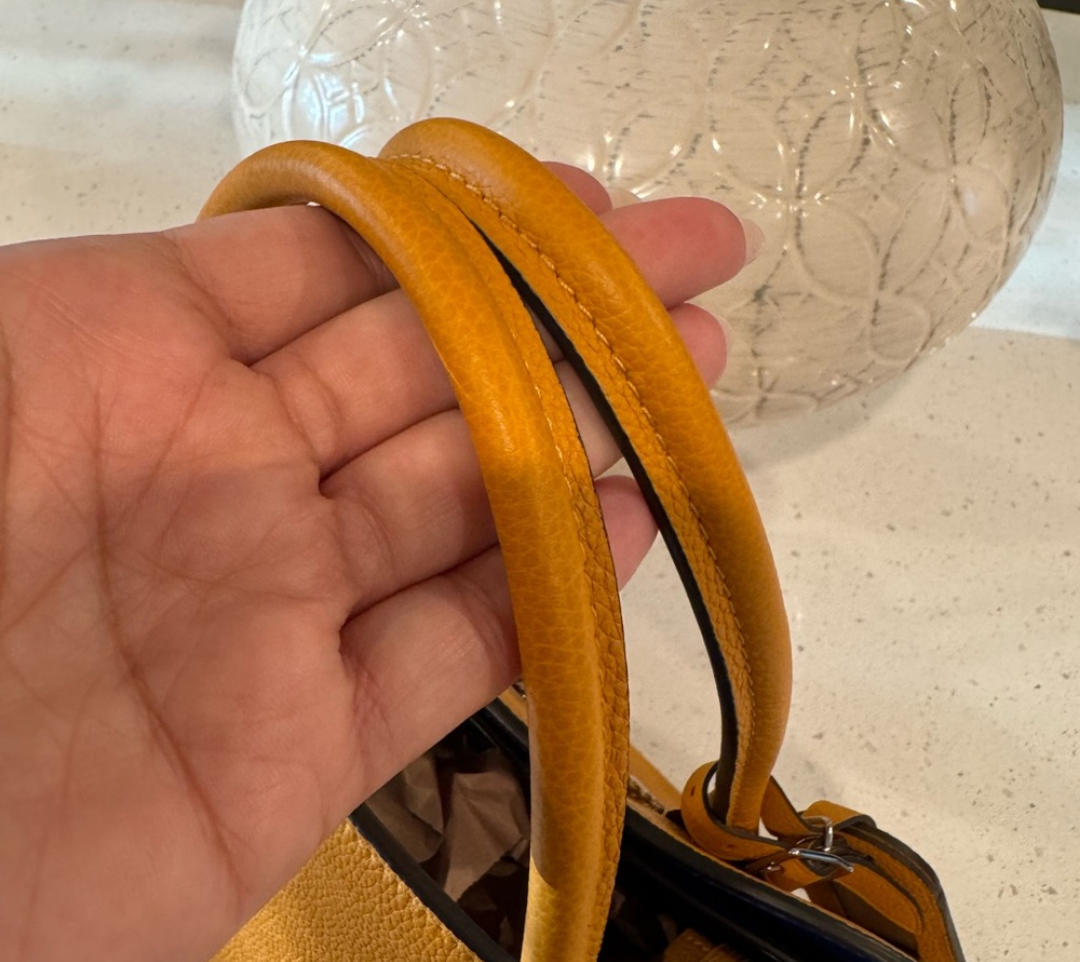 Louis Vuitton Mila