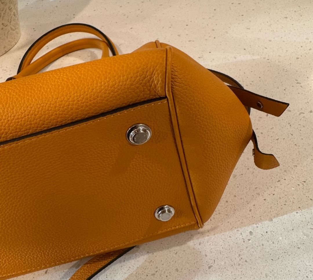 Louis Vuitton Mila