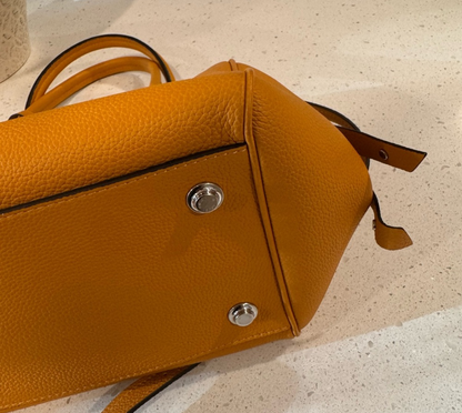 Louis Vuitton Mila
