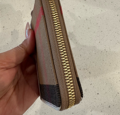 Burberry Small Zippy Cardholder Wallet