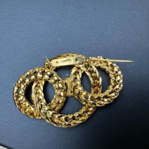 Chanel CC Vintage pin / brooch