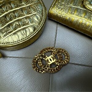 Chanel CC Vintage pin / brooch