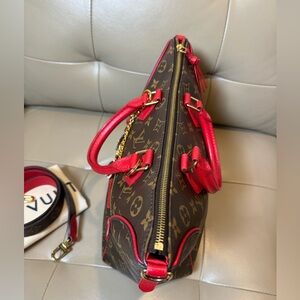 Louis Vuitton Tournelle bag