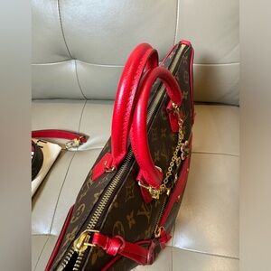 Louis Vuitton Tournelle bag