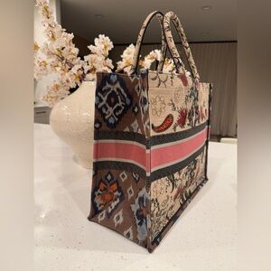 DIOR Large Floral Book Tote