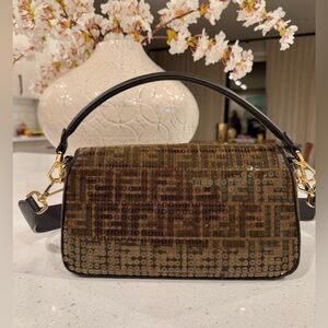 FENDI Baguette Medium with sequins